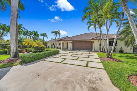 Casa en venta en Doral, Florida, 4 dormitorios, 265.05 m2 № 1933244 - foto 4
