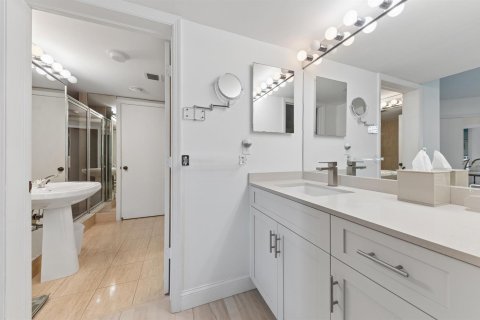 Copropriété à vendre à Boca Raton, Floride: 2 chambres, 151.43 m2 № 2261435 - photo 11