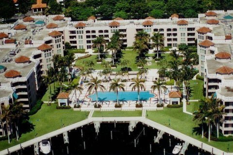 Copropriété à vendre à Boca Raton, Floride: 2 chambres, 151.43 m2 № 2261435 - photo 27