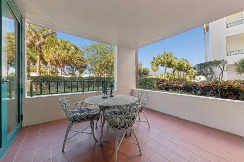Copropriété à vendre à Boca Raton, Floride: 2 chambres, 151.43 m2 № 2261435 - photo 16
