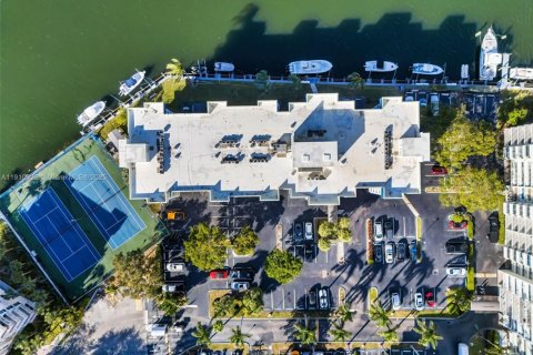 Copropriété à vendre à North Miami Beach, Floride: 2 chambres, 111.48 m2 № 1966241 - photo 14