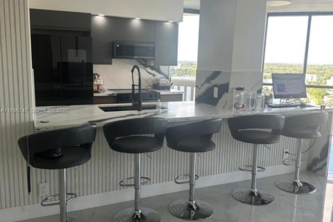 Condominio en venta en Aventura, Florida, 2 dormitorios, 120.77 m2 № 1994646 - foto 3