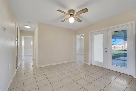 Casa en venta en Clermont, Florida, 4 dormitorios, 126.72 m2 № 2431825 - foto 8