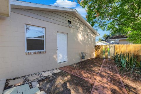 Casa en venta en Clermont, Florida, 4 dormitorios, 126.72 m2 № 2431825 - foto 6