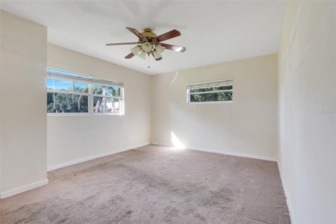 Casa en venta en Clermont, Florida, 4 dormitorios, 126.72 m2 № 2431825 - foto 19