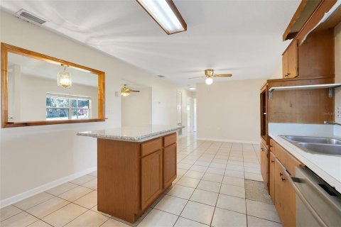 Casa en venta en Clermont, Florida, 4 dormitorios, 126.72 m2 № 2431825 - foto 13