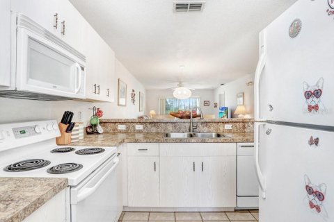 Купить виллу или дом в Киссимми, Флорида 5 комнат, 116.03м2, № 1724368 - фото 8