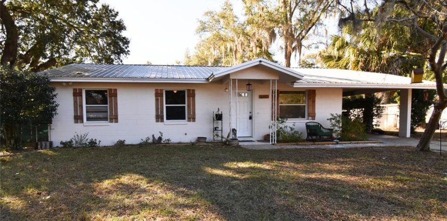 House in Ocala, Florida 3 bedrooms, 100.33 sq.m. № 2108524