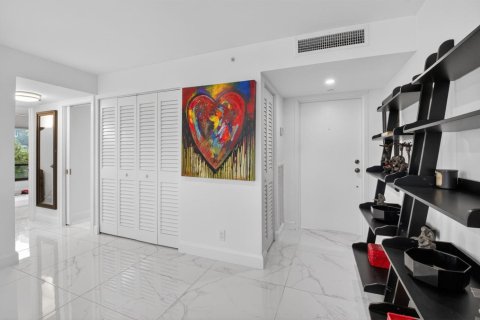 Copropriété à vendre à Boca Raton, Floride: 2 chambres, 116.59 m2 № 2078426 - photo 5
