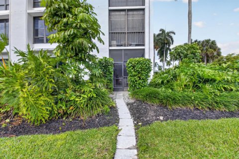Copropriété à vendre à Boca Raton, Floride: 2 chambres, 116.59 m2 № 2078426 - photo 12