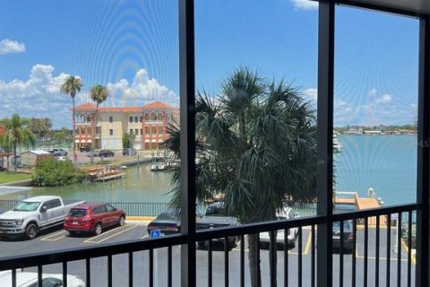 Copropriété à louer à Treasure Island, Floride: 1 chambre, 83.15 m2 № 2434556 - photo 14
