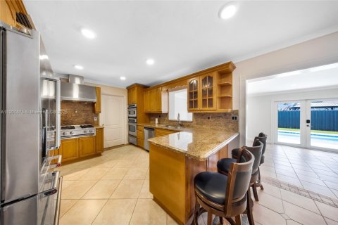 Villa ou maison à vendre à Miami, Floride: 4 chambres, 214.98 m2 № 1975661 - photo 9