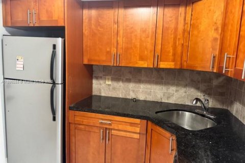 Купить кондоминиум в Лодерхилл, Флорида 2 спальни, 99.59м2, № 1951200 - фото 4