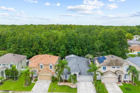 Villa ou maison à Land O' Lakes, Floride 4 chambres, 191.75 m2 № 2380663