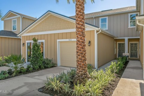 House in Jacksonville, Florida 2 bedrooms, 112.41 sq.m. № 770896 - photo 1