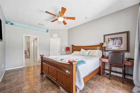House in Land O' Lakes, Florida 4 bedrooms, 210.89 sq.m. № 1652493 - photo 23