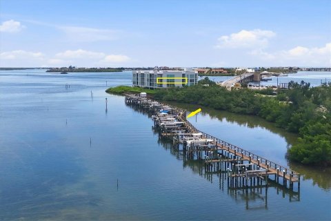 Condo in Englewood, Florida, 2 bedrooms  № 2398418