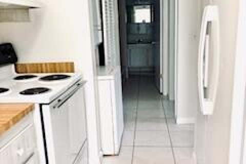 Condominio en alquiler en West Palm Beach, Florida, 2 dormitorios, 81.75 m2 № 2077578 - foto 8