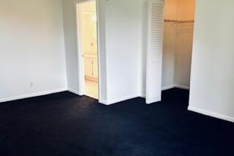 Condominio en alquiler en West Palm Beach, Florida, 2 dormitorios, 81.75 m2 № 2077578 - foto 14