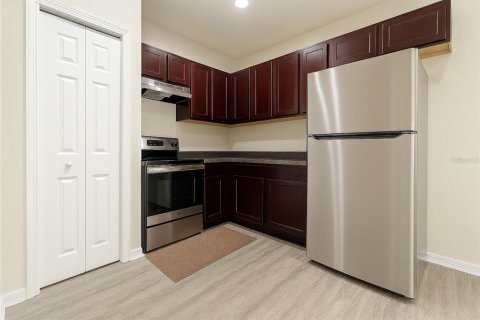 House in Inverness, Florida 3 bedrooms, 129.13 sq.m. № 2095332 - photo 6