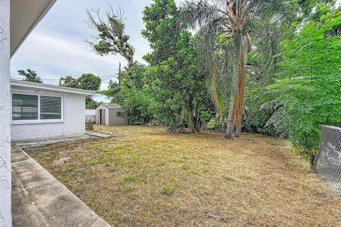 Casa en venta en New Port Richey, Florida, 2 dormitorios, 95.88 m2 № 2197860 - foto 13