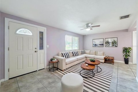 Casa en venta en New Port Richey, Florida, 2 dormitorios, 95.88 m2 № 2197860 - foto 6
