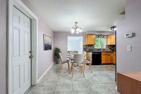 Casa en venta en New Port Richey, Florida, 2 dormitorios, 95.88 m2 № 2197860 - foto 19