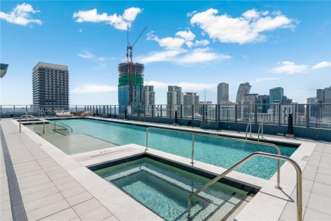 Condo in Miami, Florida, 1 bedroom  № 2058529 - photo 26