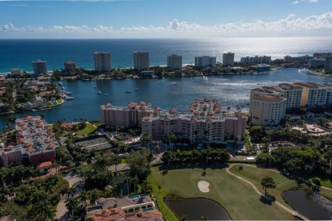 Condo in Boca Raton, Florida, 2 bedrooms  № 386886 - photo 1