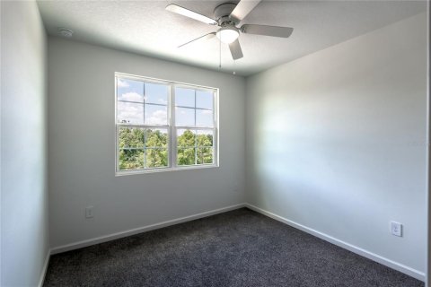 House in Orlando, Florida 4 bedrooms, 135.45 sq.m. № 2237876 - photo 28