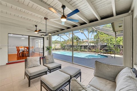 House in Pembroke Pines, Florida 3 bedrooms, 165.74 sq.m. № 2003736 - photo 17