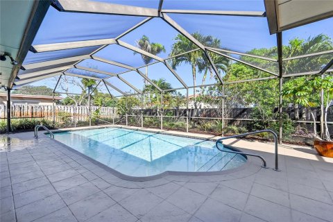 House in Pembroke Pines, Florida 3 bedrooms, 165.74 sq.m. № 2003736 - photo 24