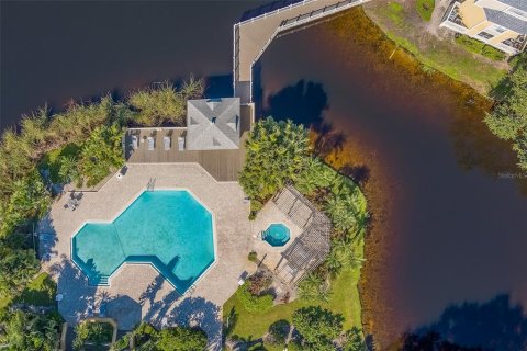 Condominio en alquiler en Saint Petersburg, Florida, 2 dormitorios, 72.46 m2 № 1912042 - foto 26