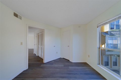 Condominio en alquiler en Saint Petersburg, Florida, 2 dormitorios, 72.46 m2 № 1912042 - foto 25