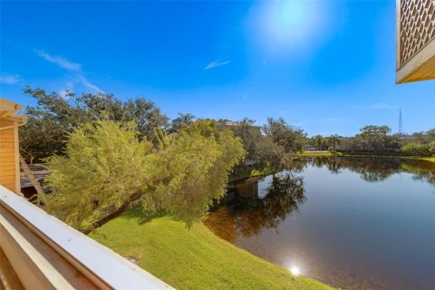 Condominio en alquiler en Saint Petersburg, Florida, 2 dormitorios, 72.46 m2 № 1912042 - foto 14