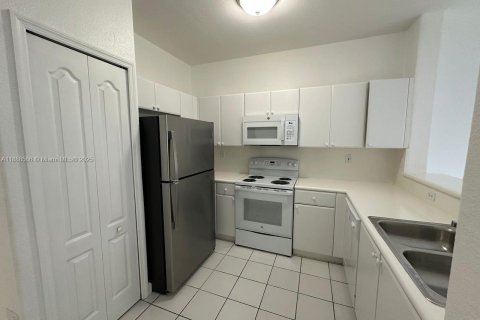 Купить кондоминиум в Хомстед, Флорида 3 спальни, 108.32м2, № 1942432 - фото 19