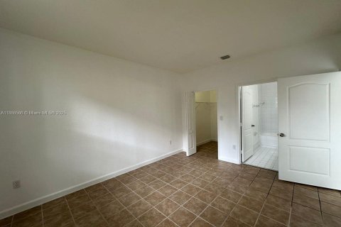 Купить кондоминиум в Хомстед, Флорида 3 спальни, 108.32м2, № 1942432 - фото 8