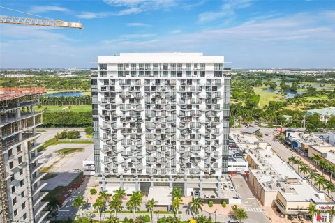 Condo in Doral, Florida, 1 bedroom  № 1787128 - photo 1
