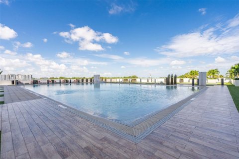 Condo in Doral, Florida, 1 bedroom  № 1787128 - photo 7