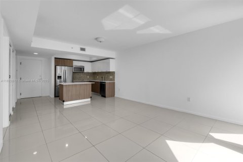 Condo in Doral, Florida, 1 bedroom  № 1787128 - photo 10