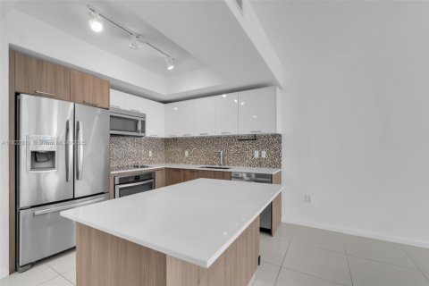 Condo in Doral, Florida, 1 bedroom  № 1787128 - photo 22