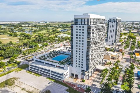 Condo in Doral, Florida, 1 bedroom  № 1787128 - photo 28