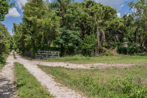 Casa en venta en Brandon, Florida, 2 dormitorios, 101.08 m2 № 2217367 - foto 11