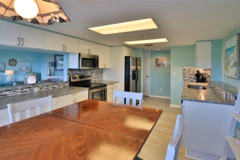 Copropriété à vendre à Daytona Beach, Floride: 3 chambres, 159.33 m2 № 1880916 - photo 10