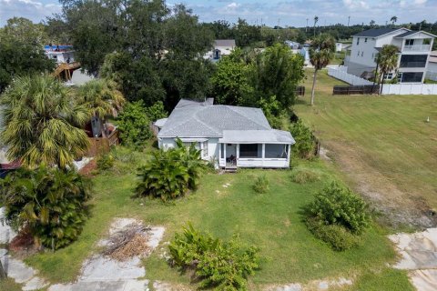 Casa en venta en Saint Petersburg, Florida, 2 dormitorios, 67.26 m2 № 2385601 - foto 3
