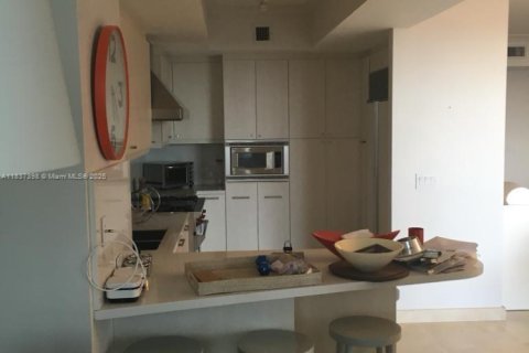 Copropriété à louer à Sunny Isles Beach, Floride: 3 chambres, 205.69 m2 № 1821930 - photo 22