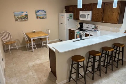 Casa en alquiler en The Villages, Florida, 2 dormitorios, 107.4 m2 № 1685242 - foto 4