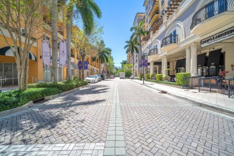 Condo in Boca Raton, Florida, 2 bedrooms  № 1188727 - photo 1