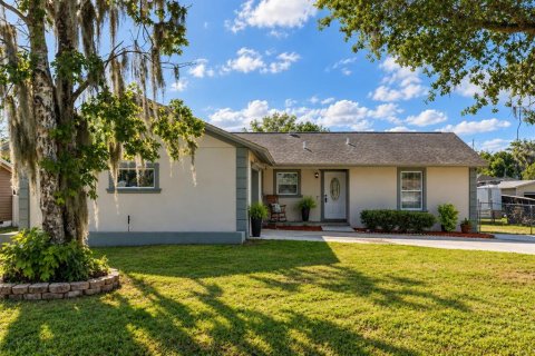 Casa en Chuluota, Florida 3 dormitorios, 119.01 m2 № 2379232