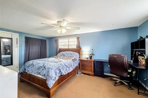 Villa ou maison à vendre à Leesburg, Floride: 5 chambres, 178.19 m2 № 2413870 - photo 25
